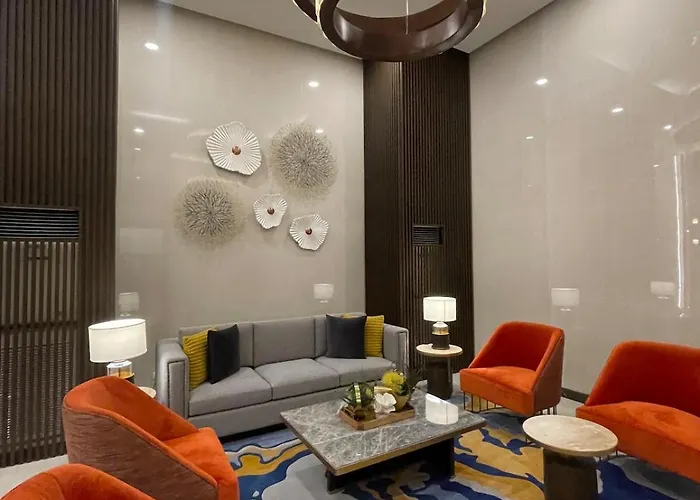 Spacious 1br Near Okada, Solaire, Airport 公寓