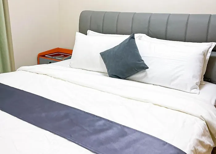 Spacious 1br Near Okada, Solaire, Airport 公寓